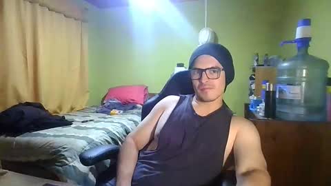 Snapshot of rpaulo25 chatting on 03-26-26, 03:12 rpaulo25 online show from 03-26-26, 03:12