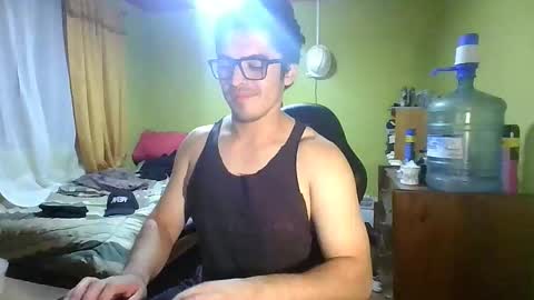 Snapshot of rpaulo25 chatting on 03-27-26, 03:45 rpaulo25 online show from 03-27-26, 03:45