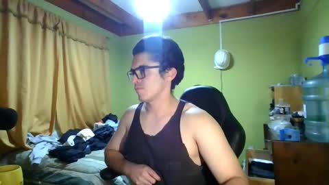 Snapshot of rpaulo25 chatting on 04-28-26, 04:50 rpaulo25 online show from 04-28-26, 04:50
