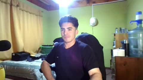 Snapshot of rpaulo25 chatting on 05-20-26, 02:18 rpaulo25 online show from 05-20-26, 02:18