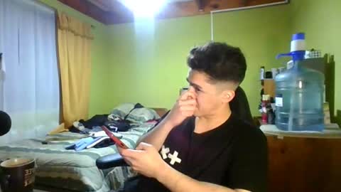 Snapshot of rpaulo25 chatting on 06-22-26, 04:42 rpaulo25 online show from 06-22-26, 04:42