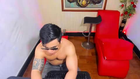 Snapshot of rrmodelsstars chatting on 04-04-26, 02:10 rrmodelsstars online show from 04-04-26, 02:10