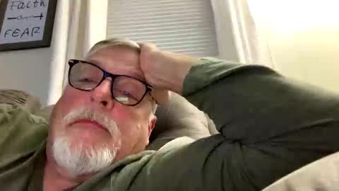 Snapshot of rs006 chatting on 11-10-25, 02:54 rs006 online show from 11-10-25, 02:54