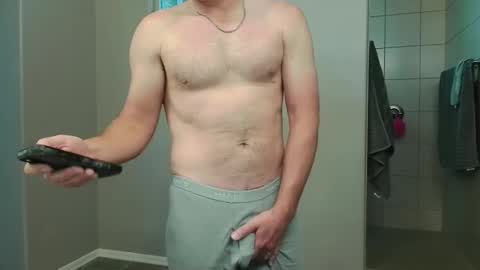 rshaw2891 online show from 04-12-26, 04:34