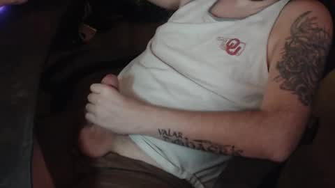 Snapshot of rthrowaway777 chatting on 09-17-25, 07:43 rthrowaway777 online show from 09-17-25, 07:43