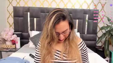 Snapshot of rubby_taylor chatting on 06-19-26, 02:43 RubbyTaylor online show from 06-19-26, 02:43