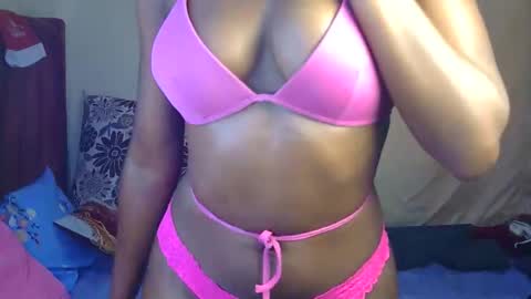 Rosee online show from 04-28-26, 01:49