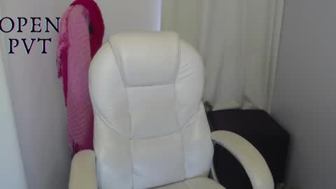 Snapshot of rubi_halliwey chatting on 02-02-25, 03:17 Rubi online show from 02-02-25, 03:17