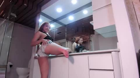 Snapshot of rubi_star chatting on 10-01-25, 05:08 Rubi online show from 10-01-25, 05:08