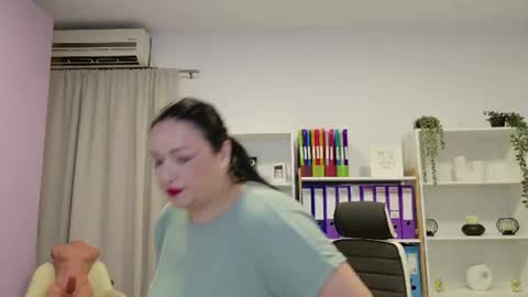 Snapshot of rubiharper chatting on 07-19-26, 02:26 Rubi online show from 07-19-26, 02:26