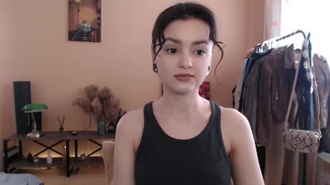 Snapshot of rubycute_ chatting on 05-27-26, 08:11 Ruby online show from 05-27-26, 08:11