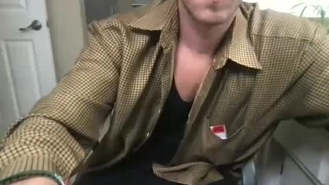 Snapshot of rubyrod56 chatting on 01-01-25, 10:24 rubyrod56 online show from 01-01-25, 10:24