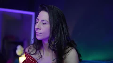 Snapshot of rubyrya chatting on 12-17-25, 11:33 Ruby online show from 12-17-25, 11:33