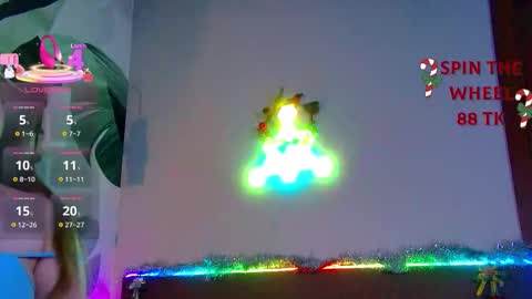 Snapshot of rubyvalen chatting on 12-22-25, 01:02 Ruby online show from 12-22-25, 01:02