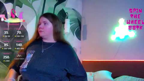 Snapshot of rubyvalen chatting on 02-04-26, 01:11 Ruby online show from 02-04-26, 01:11