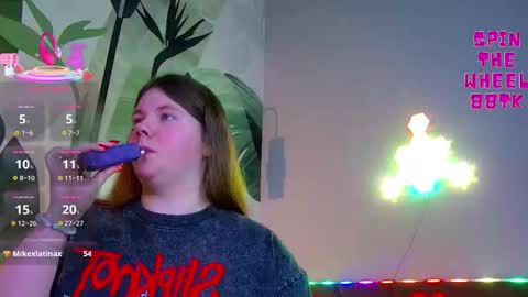 Snapshot of rubyvalen chatting on 02-11-26, 01:10 Ruby online show from 02-11-26, 01:10