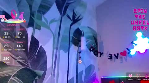 Snapshot of rubyvalen chatting on 02-14-26, 01:02 Ruby online show from 02-14-26, 01:02