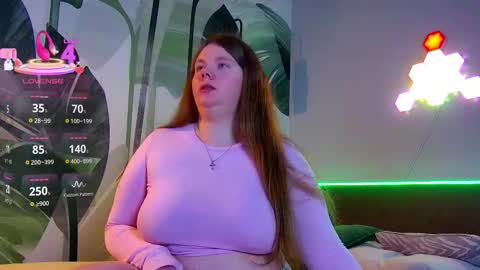 Snapshot of rubyvalen chatting on 03-19-26, 01:31 Ruby online show from 03-19-26, 01:31