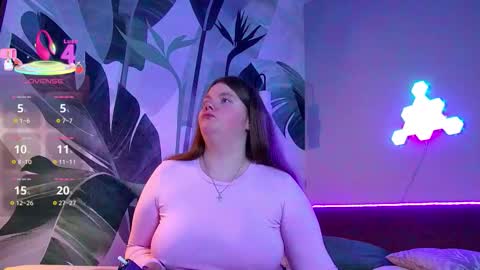 Snapshot of rubyvalen chatting on 03-20-26, 01:54 Ruby online show from 03-20-26, 01:54