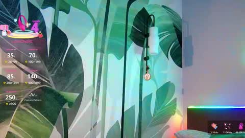 Snapshot of rubyvalen chatting on 03-21-26, 01:21 Ruby online show from 03-21-26, 01:21