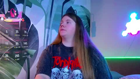 Snapshot of rubyvalen chatting on 04-02-26, 01:36 Ruby online show from 04-02-26, 01:36