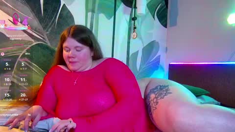 Snapshot of rubyvalen chatting on 04-11-26, 01:43 Ruby online show from 04-11-26, 01:43