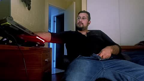  Ruck  online show from 01-03-25, 12:00