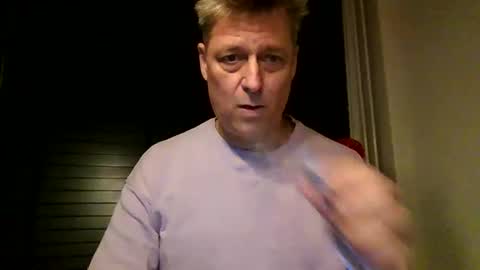 Snapshot of rudeski chatting on 01-18-25, 06:21 rudeski online show from 01-18-25, 06:21