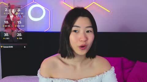 Snapshot of runi_asian chatting on 05-23-26, 01:33 Runi online show from 05-23-26, 01:33