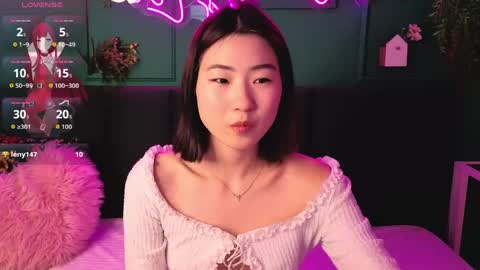 Snapshot of runi_asian chatting on 06-03-26, 01:19 Runi online show from 06-03-26, 01:19