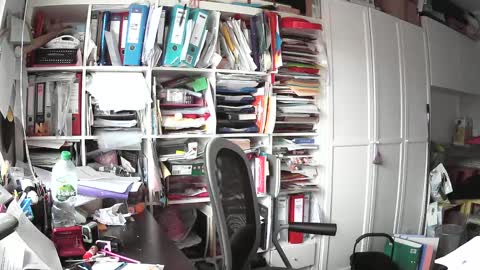 Snapshot of runner1978 chatting on 01-17-25, 03:43 runner1978 online show from 01-17-25, 03:43