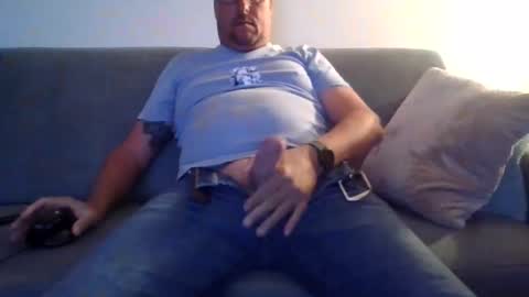 runner_1978 online show from 09-30-25, 03:55