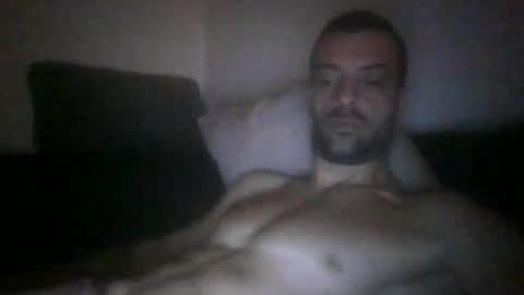 Snapshot of ruscoe16 chatting on 10-16-25, 01:23 ruscoe16 online show from 10-16-25, 01:23