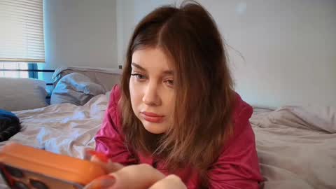 Snapshot of russypussy141 chatting on 10-23-25, 02:16 Alex online show from 10-23-25, 02:16