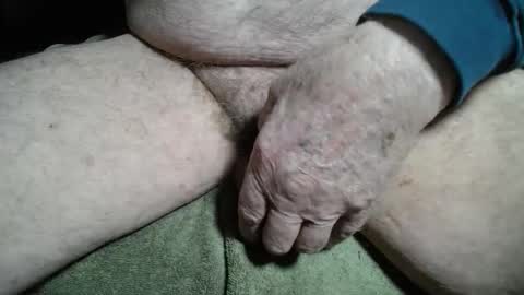 Snapshot of rustic69 chatting on 12-17-25, 06:19 rustic69 online show from 12-17-25, 06:19