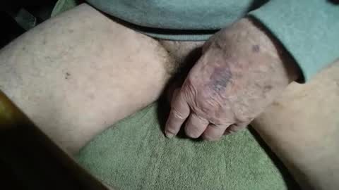 Snapshot of rustic69 chatting on 02-15-26, 03:03 rustic69 online show from 02-15-26, 03:03