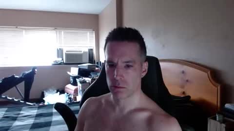 rustic_cuse_777 online show from 04-01-26, 03:53