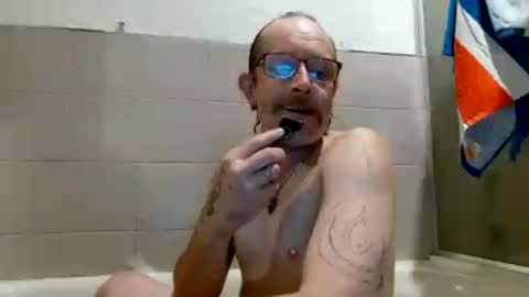Snapshot of rustykunts69 chatting on 07-19-26, 12:09 rustykunts69 online show from 07-19-26, 12:09
