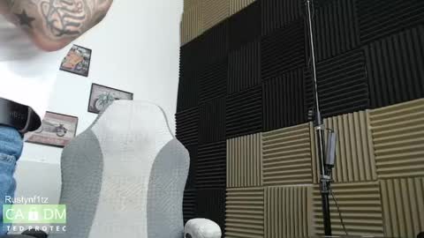 Snapshot of rustynf1tz chatting on 06-08-26, 04:13 MillionDollarGuy online show from 06-08-26, 04:13