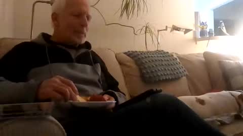 Snapshot of rustyx22 chatting on 02-06-25, 02:55 Rusty online show from 02-06-25, 02:55