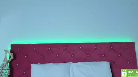 Ruth online show from 02-25-25, 12:34