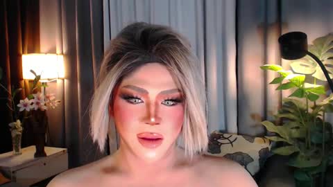 Snapshot of ruthlessmistressx chatting on 02-14-25, 05:03 Samantha online show from 02-14-25, 05:03