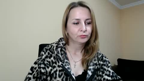 Ruth online show from 10-08-25, 08:12