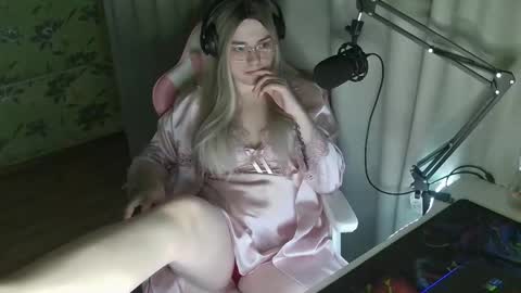 Tanyushka online show from 03-09-25, 06:21