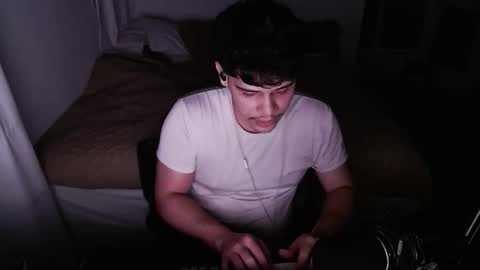 rx7900xtx online show from 03-15-26, 04:07