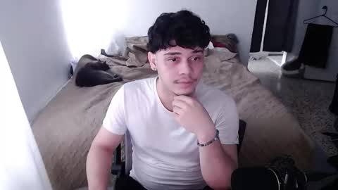 rx7900xtx online show from 03-15-26, 06:36