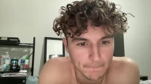 Snapshot of ryan287747 chatting on 12-04-24, 06:11 ryan online show from 12-04-24, 06:11