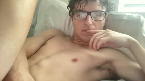 Snapshot of ryan287747 chatting on 02-04-25, 09:52 ryan online show from 02-04-25, 09:52