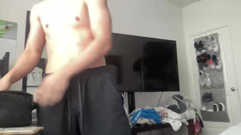 Snapshot of ryan287747 chatting on 10-25-25, 05:40 ryan online show from 10-25-25, 05:40