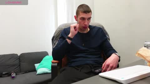 RYAN DOZER online show from 04-05-26, 05:59